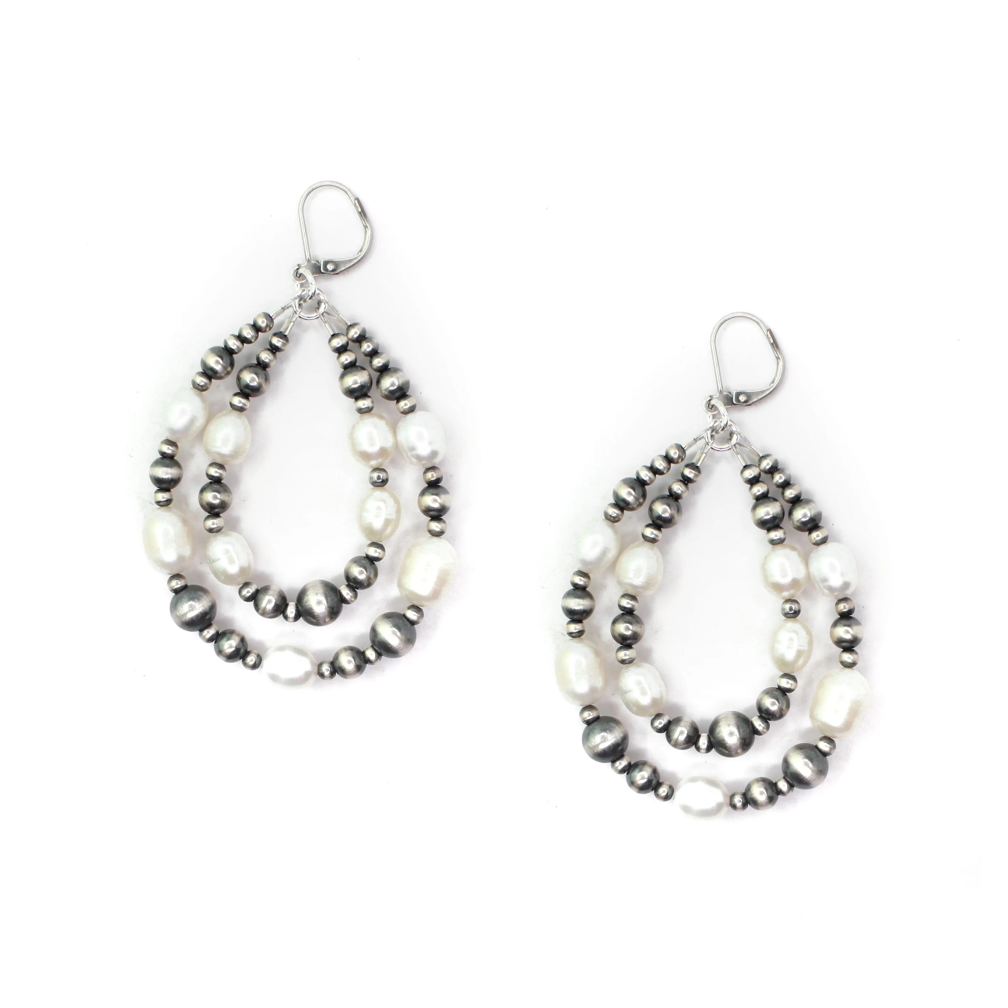 3" Navajo Pearl Earrings- Fresh Water Pearl