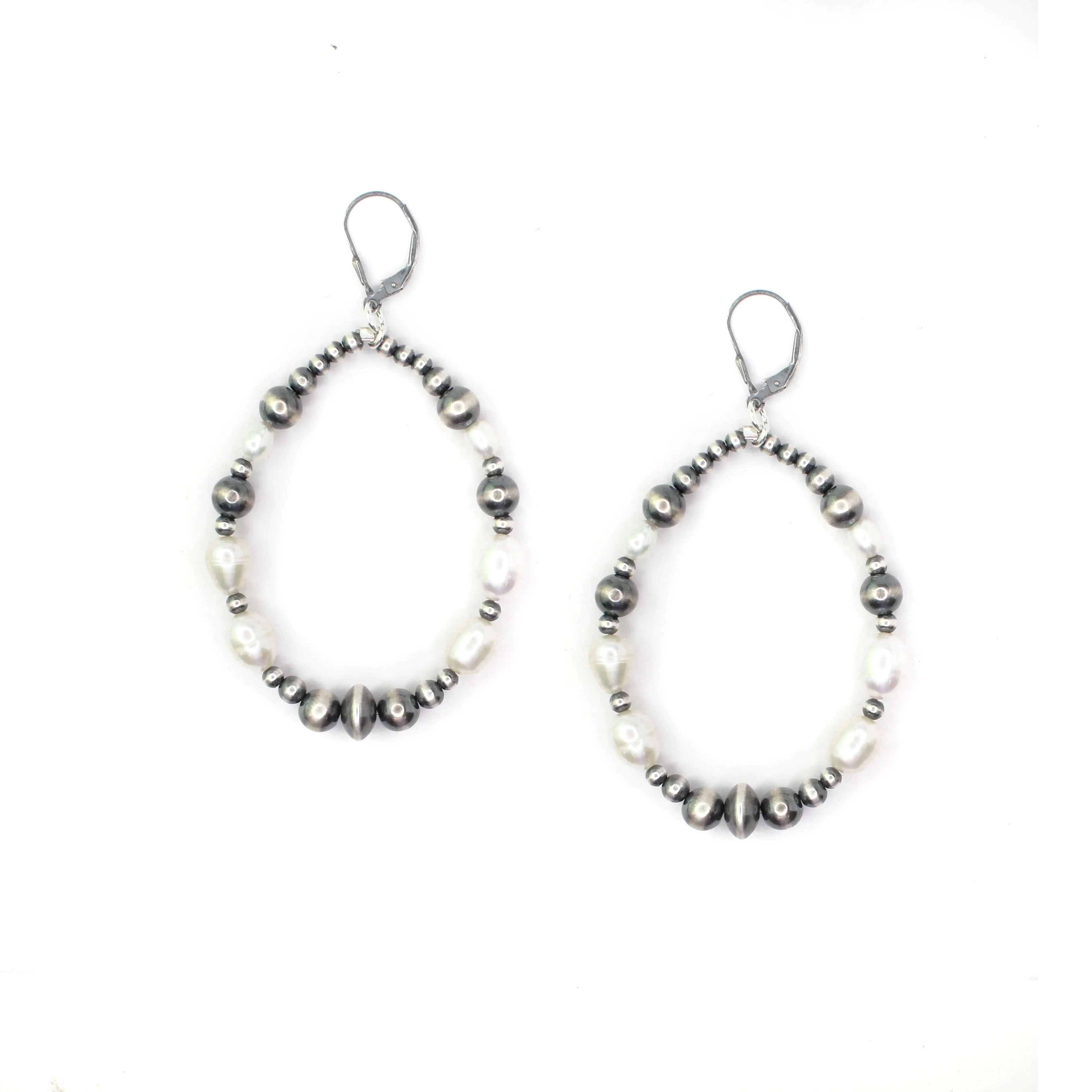 2 3/4" Navajo Pearl Earrings- Fresh Water Pearl