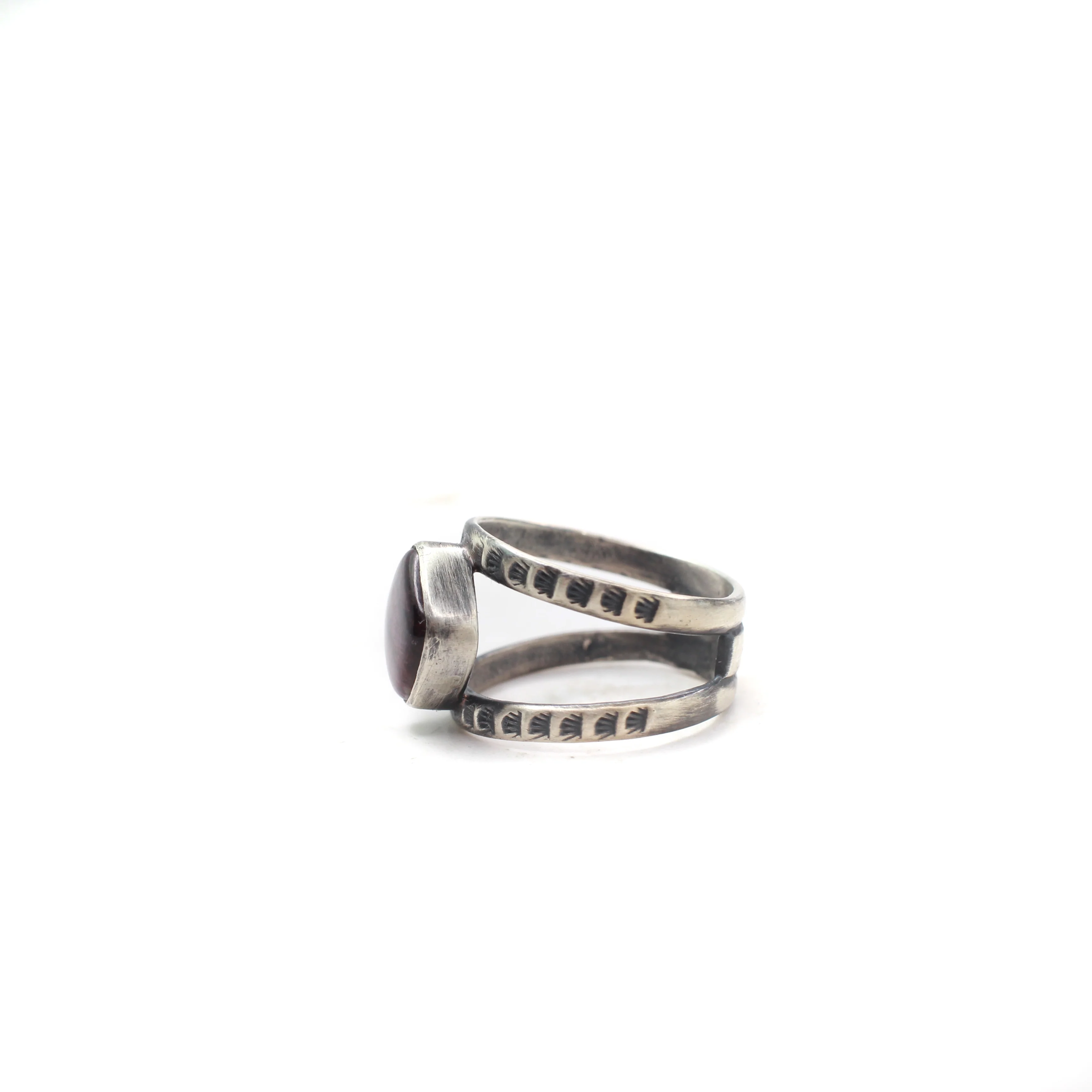 The Ellerie - Purple Spiny Oyster - Image 3