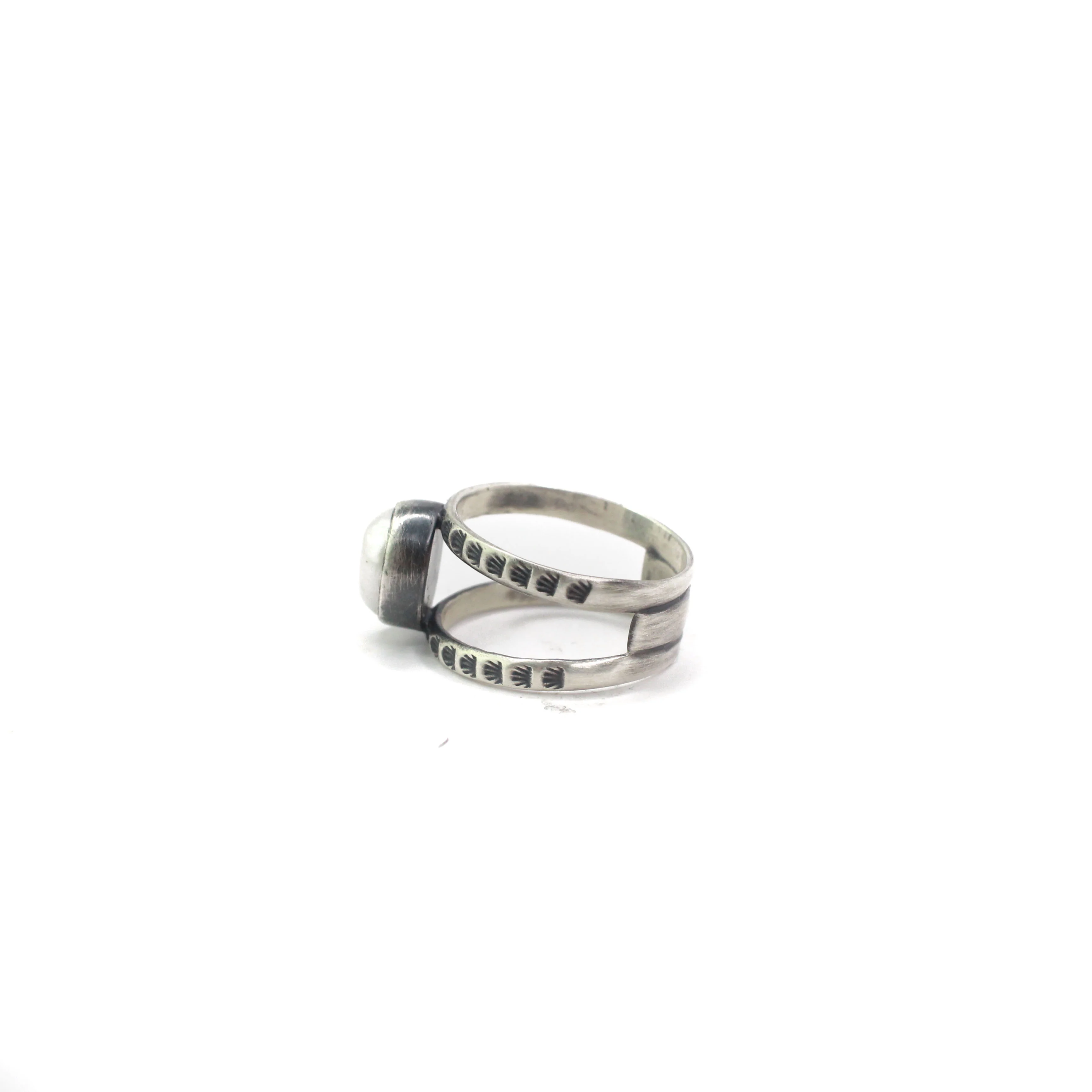 The Ellerie - Fresh Water Pearl - Image 3